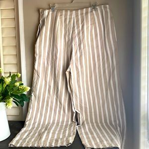 New Look high waisted wide leg pants in camel stripe
